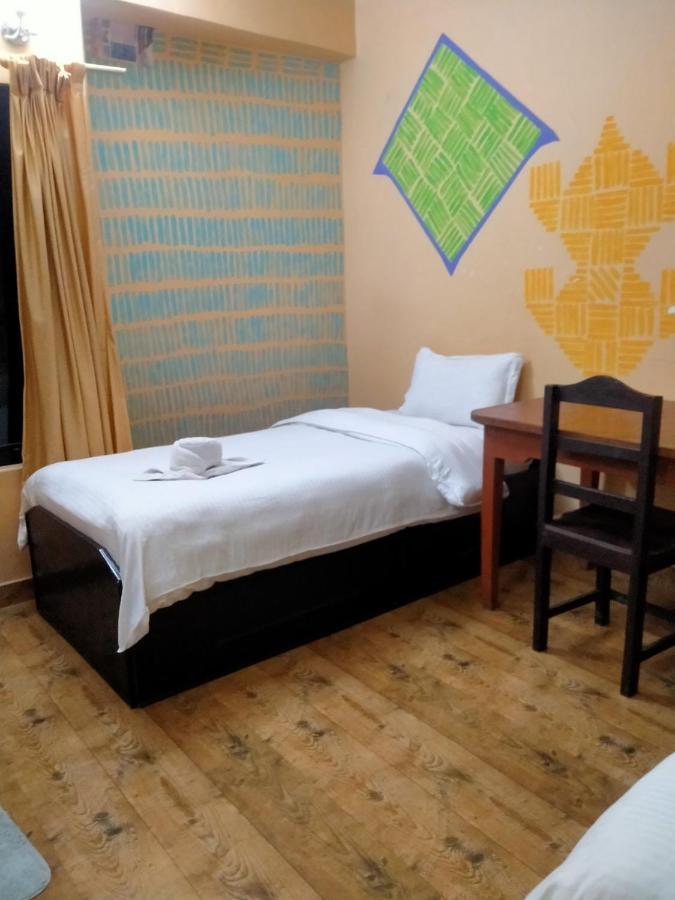 Pokhara Metro Eco Hotel Zimmer foto