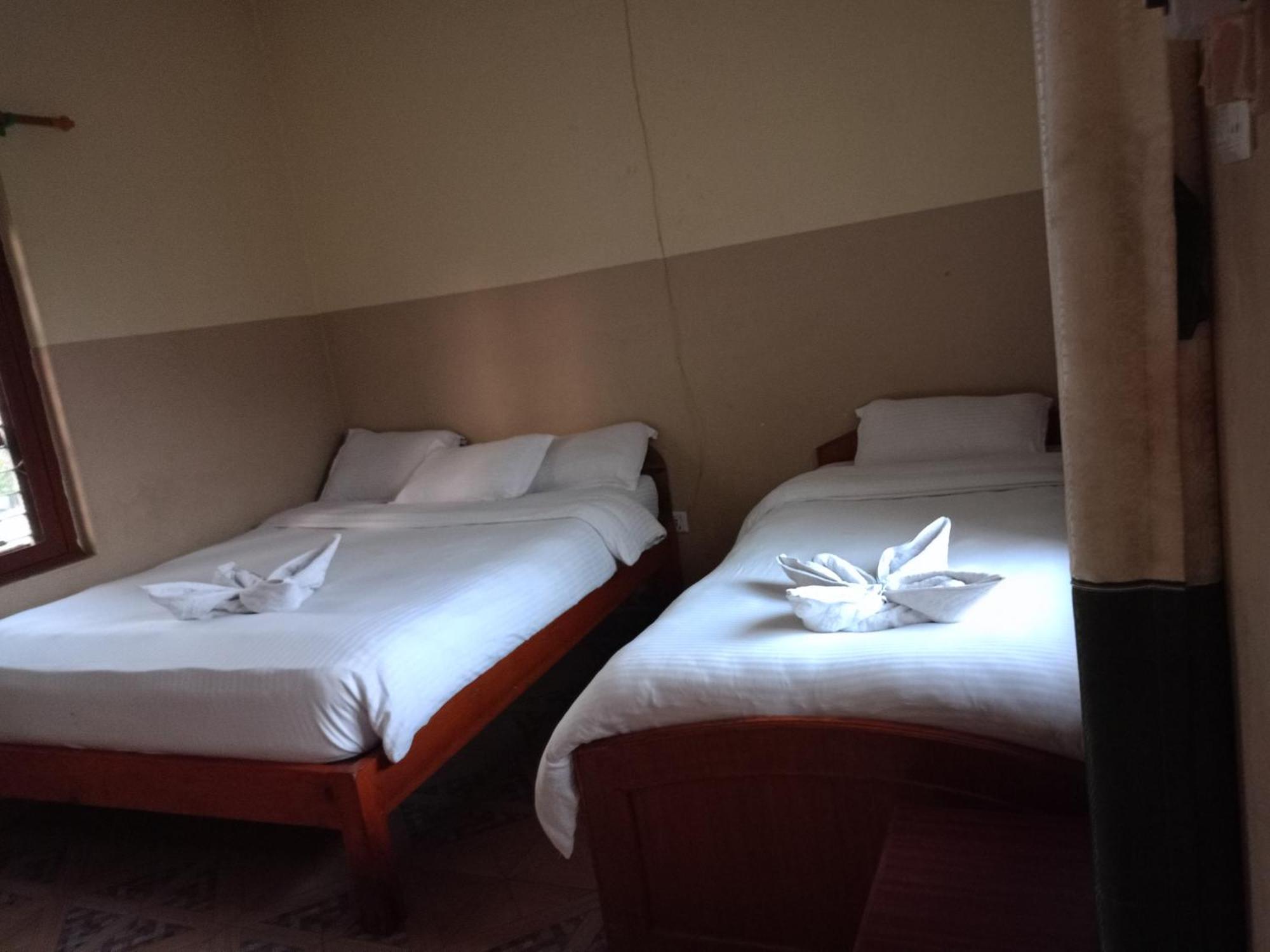 Pokhara Metro Eco Hotel Zimmer foto